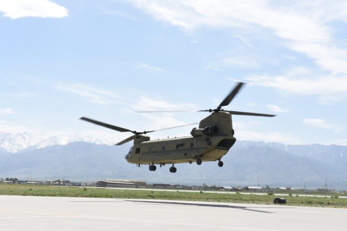 chinook helicopter afghanistan