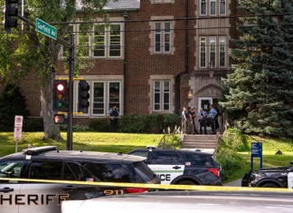 Annunciation Catholic School https://www.flickr.com/photos/chaddavisphotography/54748564278/