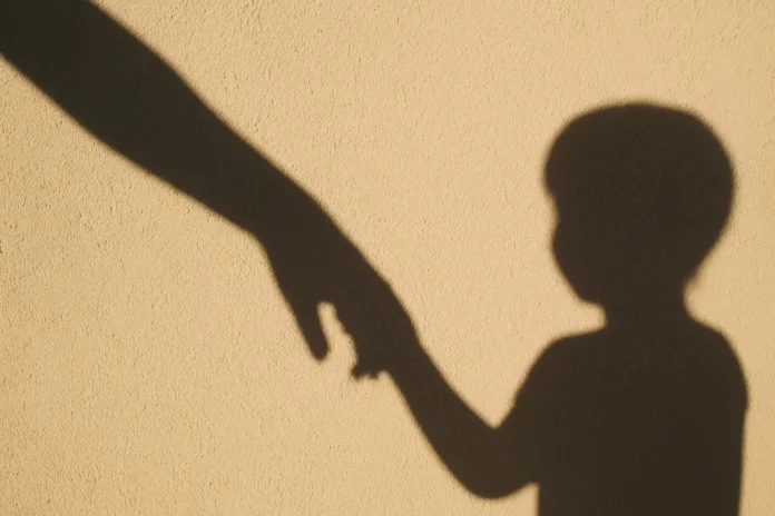 child smuggling, human trafficking