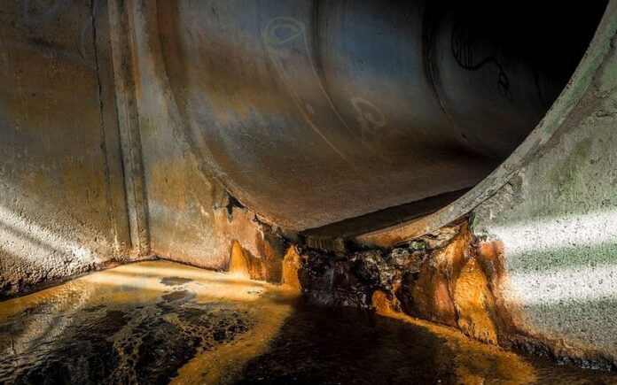 Water, pipe